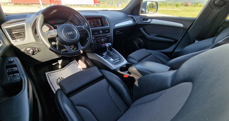 Audi Q5 cena 87900 przebieg: 145000, rok produkcji 2015 z Pasym małe 704